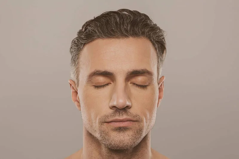 Welche Risiken gibt es bei einer Haartransplantation?
